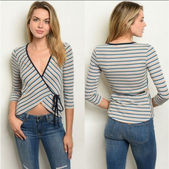 🆕️ STRIPED WRAP TOP - Picture 4 of 4